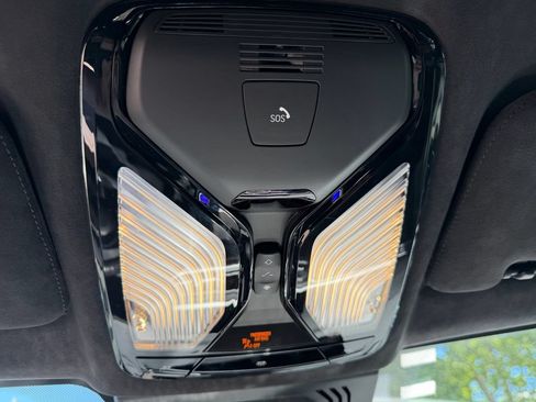 Used 2021 BMW X5 M Competition w/ Premium Package AWD/4WD image 39