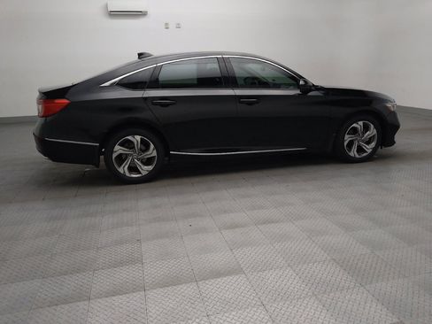 Used 2020 Honda Accord EX image 10