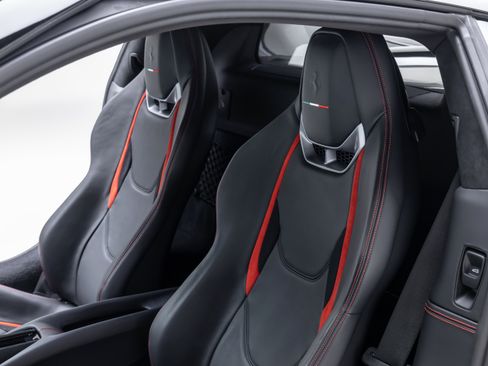 Certified 2025 Ferrari 296 GTB RWD image 68
