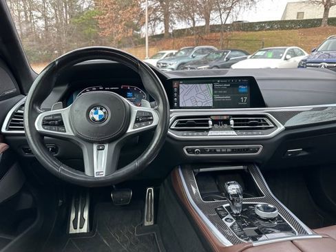 Used 2022 BMW X5 M50i w/ Executive Package image 11