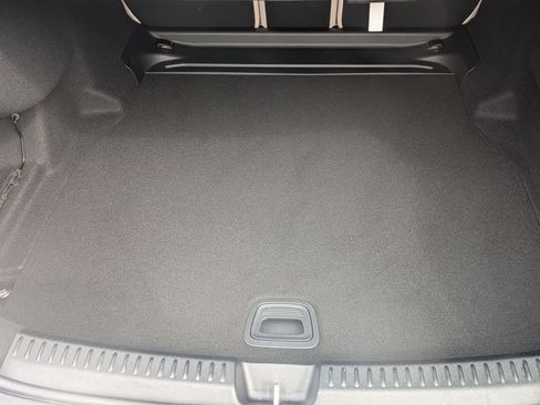 Used 2025 Mercedes-Benz E 450 4MATIC Sedan image 31