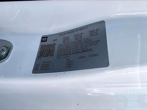 Used 2022 Chevrolet Colorado LT w/ Fleet Safety Package image 36