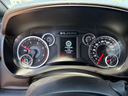Used 2026 RAM 5500 Tradesman w/ Chrome Appearance Group AWD/4WD image 8