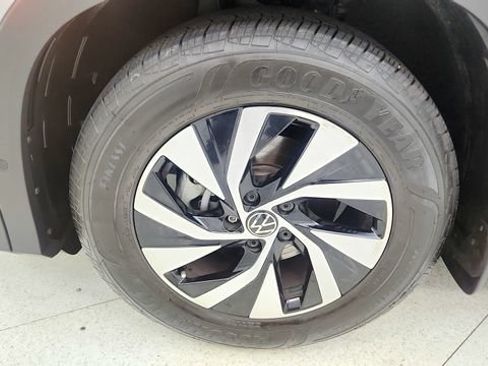 Used 2026 Volkswagen Tiguan S FWD image 72