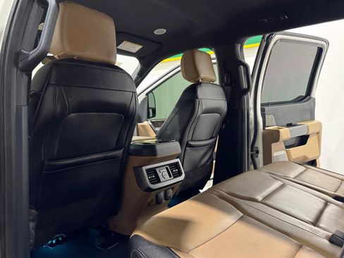Used 2023 Ford F450 Lariat w/ Lariat Ultimate Package AWD/4WD image 15