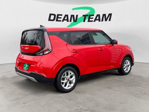 Used 2023 Kia Soul LX w/ LX Technology Package image 8