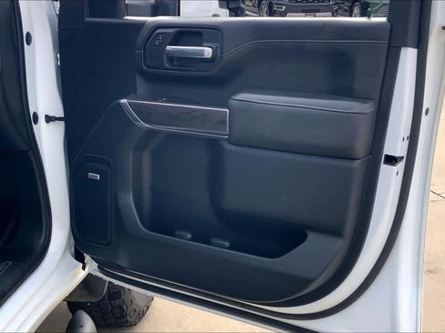 Used 2021 Chevrolet Silverado 2500 LTZ w/ LTZ Plus Package image 22