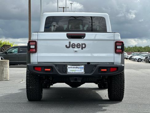 New 2026 Jeep Gladiator Mojave AWD/4WD image 5