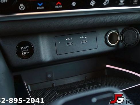 Used 2025 Nissan Rogue Platinum w/ Platinum Premium Package FWD image 24