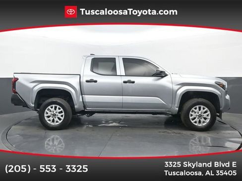 Used 2025 Toyota Tacoma SR RWD image 1