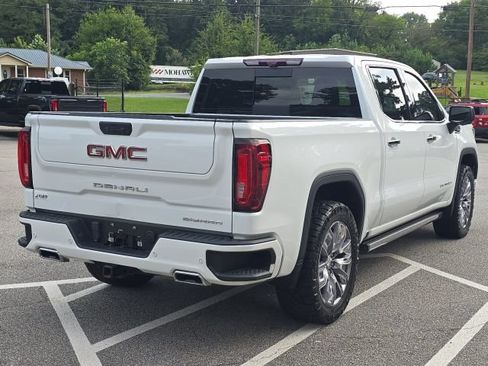 Used 2022 GMC Sierra 1500 Denali w/ Denali Reserve Package AWD/4WD image 5