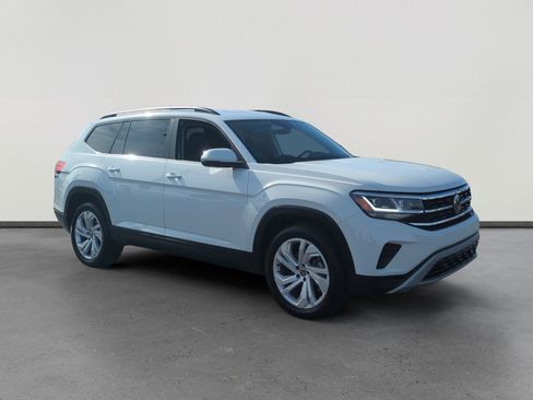 Certified 2023 Volkswagen Atlas SE image 7