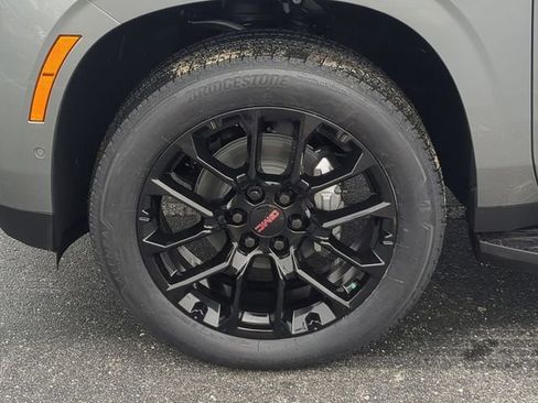 New 2026 GMC Yukon XL Elevation image 15