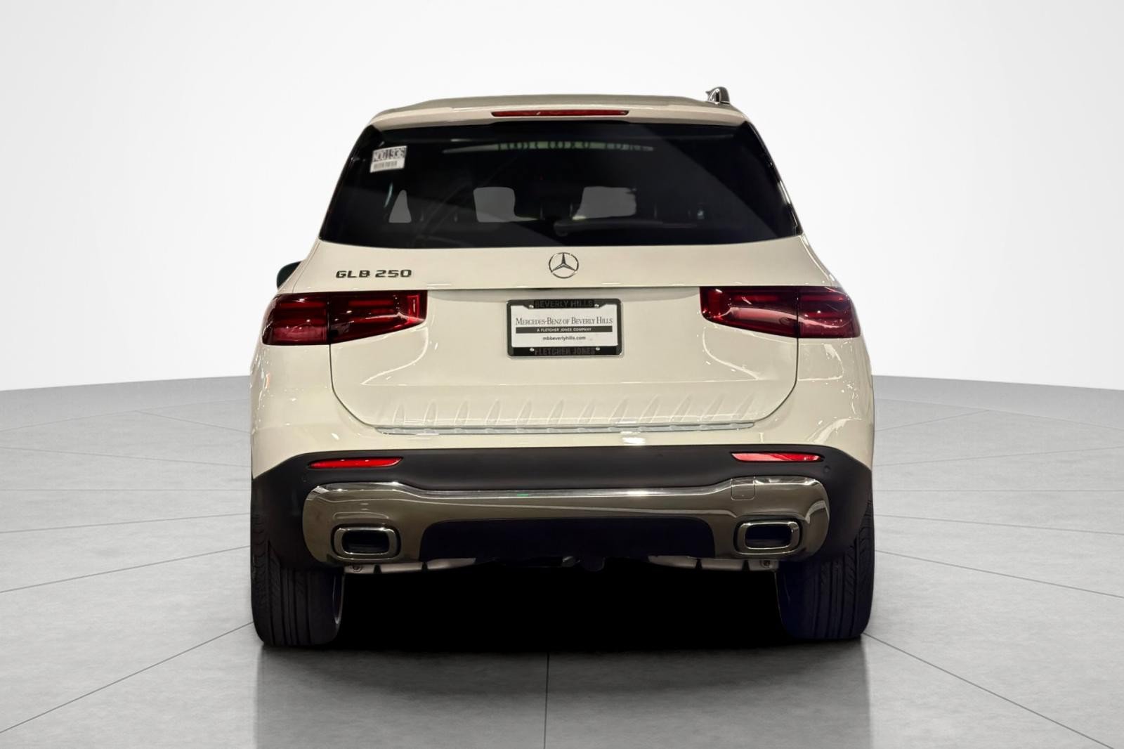 New 2026 Mercedes-Benz GLB 250 image 4