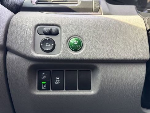 Used 2022 Honda Pilot Special Edition image 16