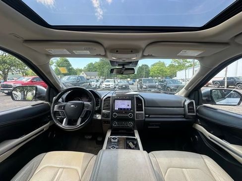 Used 2021 Ford Expedition Max Platinum AWD/4WD image 3