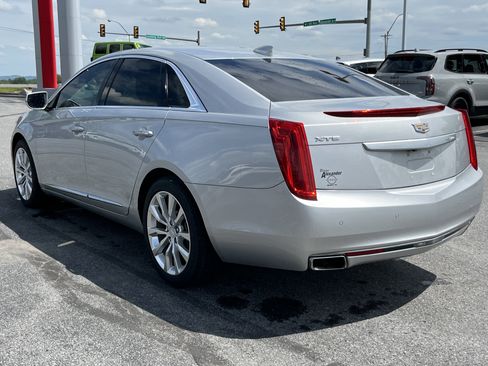 Used 2016 Cadillac XTS Luxury w/ Driver Awareness Package FWD image 8