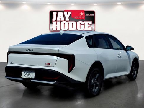 Used 2025 Kia K4 FWD image 6