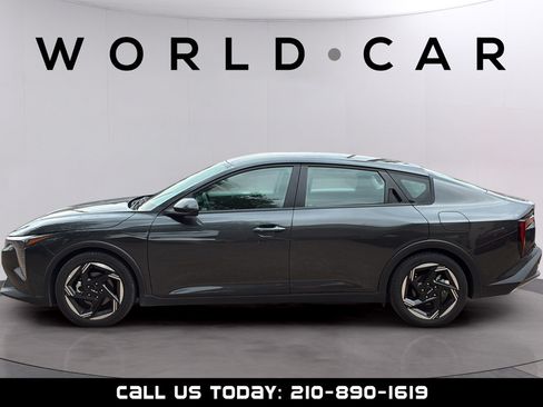 Used 2025 Kia K4 EX FWD image 15