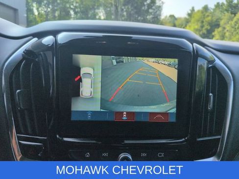 Used 2018 Chevrolet Traverse Premier AWD/4WD image 15