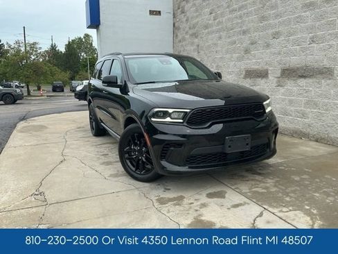 Used 2024 Dodge Durango GT RWD image 1