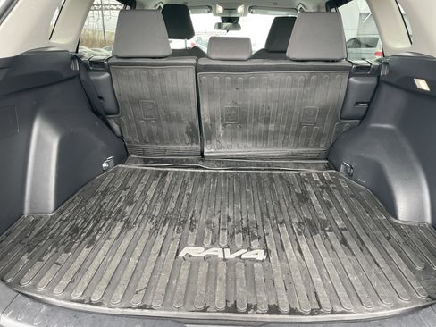 Used 2023 Toyota RAV4 XLE image 21