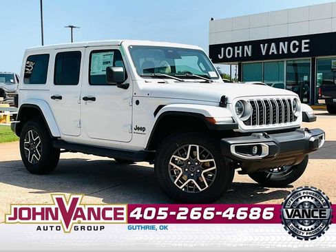 Used 2025 Jeep Wrangler Sahara w/ Technology Group image 15