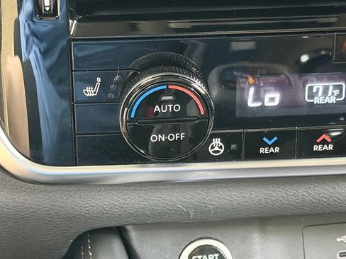 Used 2023 Nissan Rogue Platinum w/ Platinum Premium Package FWD image 55