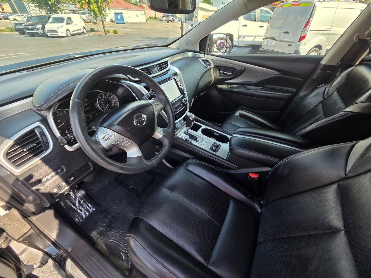 Used 2018 Nissan Murano Platinum w/ Cargo Package FWD image 12