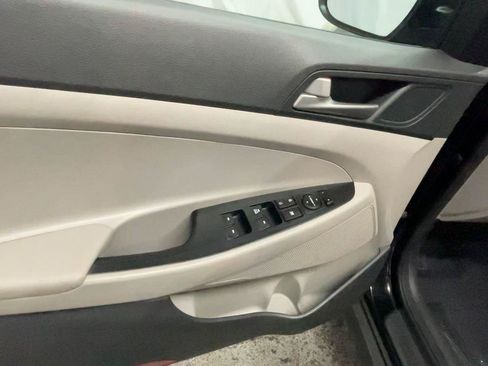 Used 2018 Hyundai Tucson SE AWD/4WD image 28