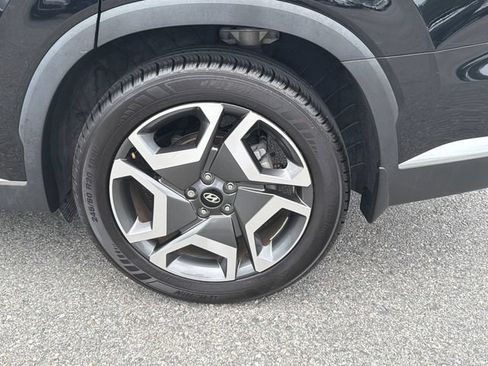 Used 2023 Hyundai Palisade Limited w/ Winter Package FWD image 18