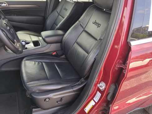 Used 2015 Jeep Grand Cherokee Laredo w/ Quick Order Package 23E RWD image 19