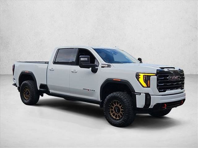 Used 2024 GMC Sierra 2500 AT4 w/ AT4 Premium Plus Package AWD/4WD image 3