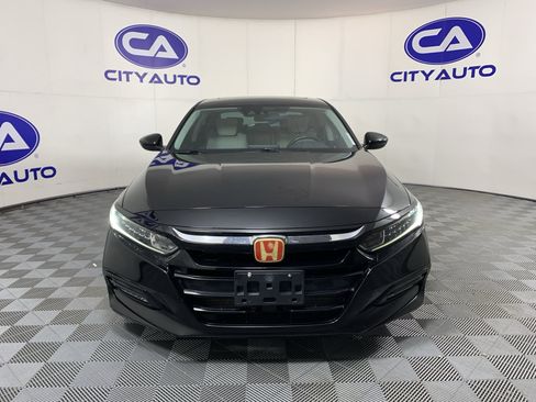 Used 2018 Honda Accord EX image 9