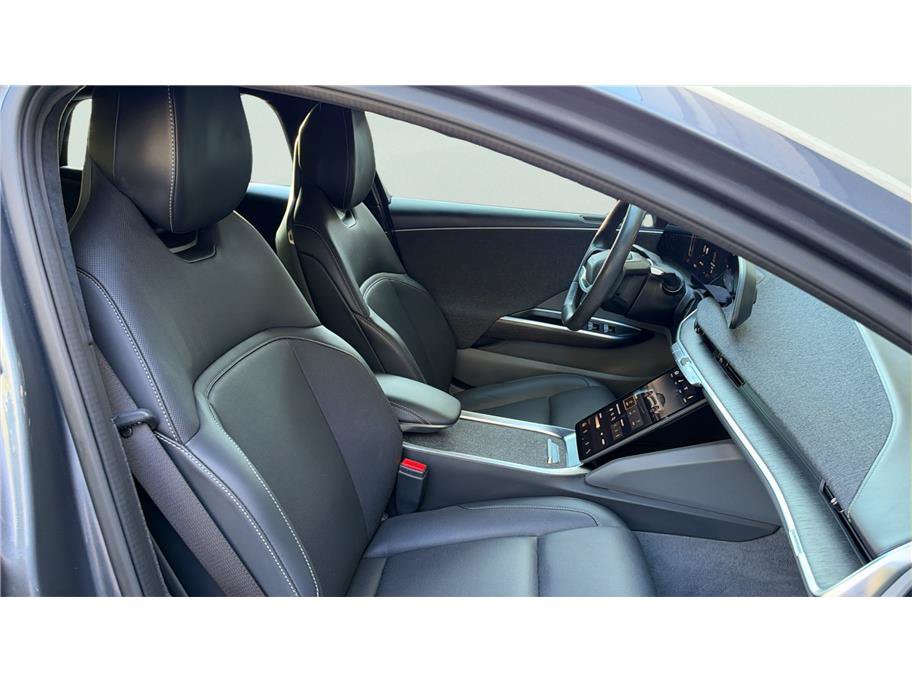 Used 2023 Lucid Air Pure AWD/4WD image 28