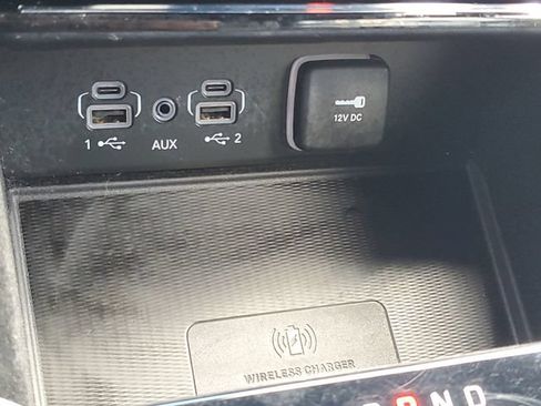 Used 2022 Jeep Grand Cherokee L Laredo AWD/4WD image 30