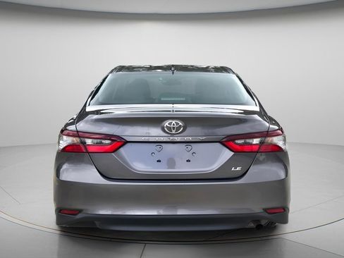 Used 2023 Toyota Camry LE image 6