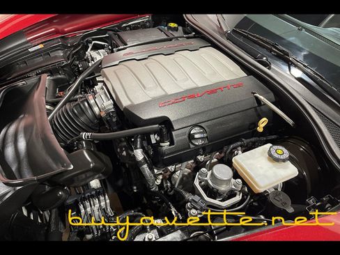 Used 2018 Chevrolet Corvette Stingray Coupe w/ 1LT image 23