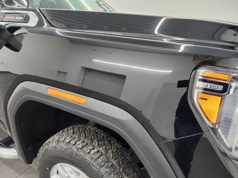 Used 2023 GMC Sierra 2500 SLE w/ SLE Convenience Package image 23