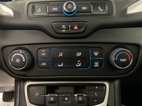 Certified 2023 GMC Terrain SLE image 18