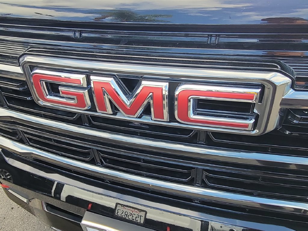 Used 2026 GMC Terrain AT4 w/ Technology Package II AWD/4WD image 31