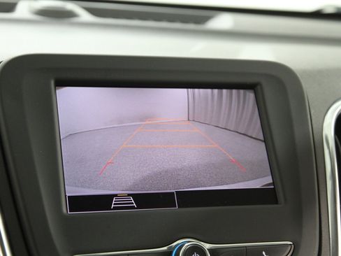 Certified 2024 Chevrolet Equinox LS w/ LS Convenience Package image 13