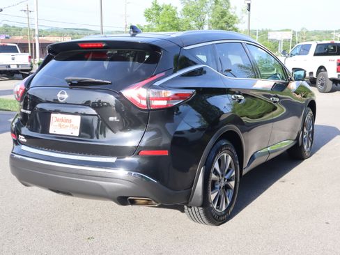 Used 2017 Nissan Murano SL image 7