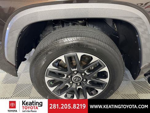 Used 2023 Toyota Tundra Limited image 30