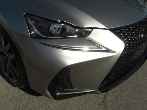 Used 2017 Lexus IS 200t F Sport w/ F Sport Package RWD image 4