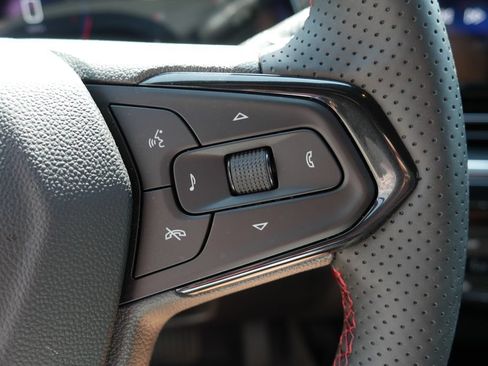 New 2026 Chevrolet Trax RS w/ Driver Confidence Package FWD image 13