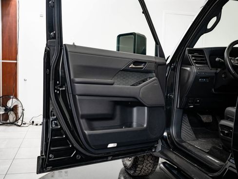 Used 2024 Lexus GX 550 image 27