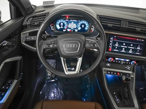 Used 2023 Audi Q3 2.0T Premium Plus w/ Premium Plus Package image 14