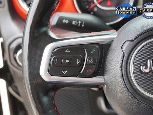 Certified 2022 Jeep Gladiator Rubicon w/ Cold Weather Group image 26