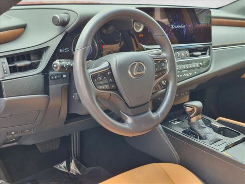 Certified 2025 Lexus ES 350 w/ Premium Package FWD image 10